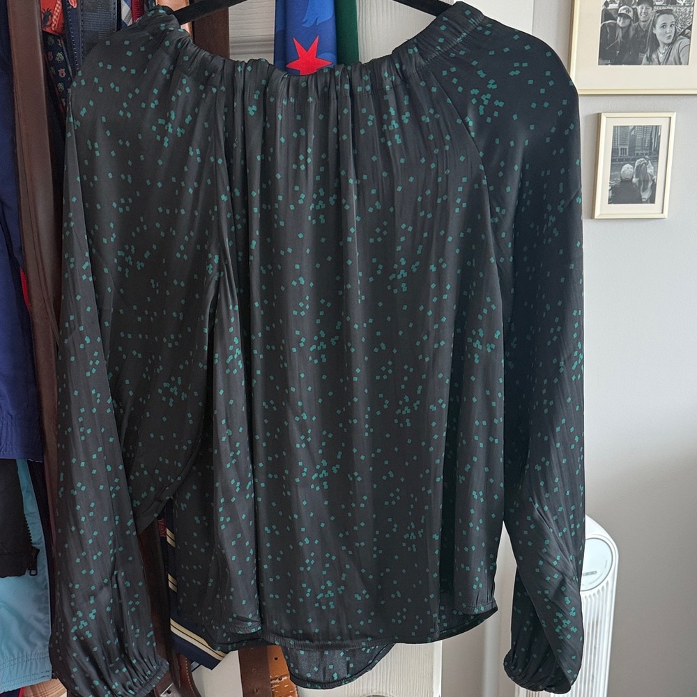GAP Black and Green Blouse
